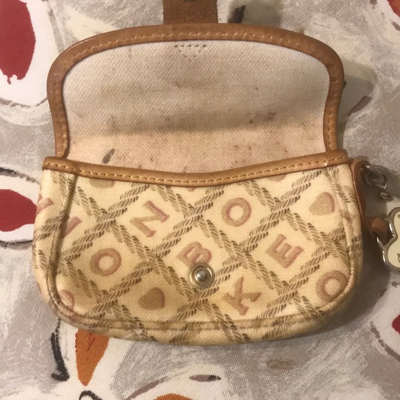 Dooney & Bourke Wristlet - Picture 4 of 4
